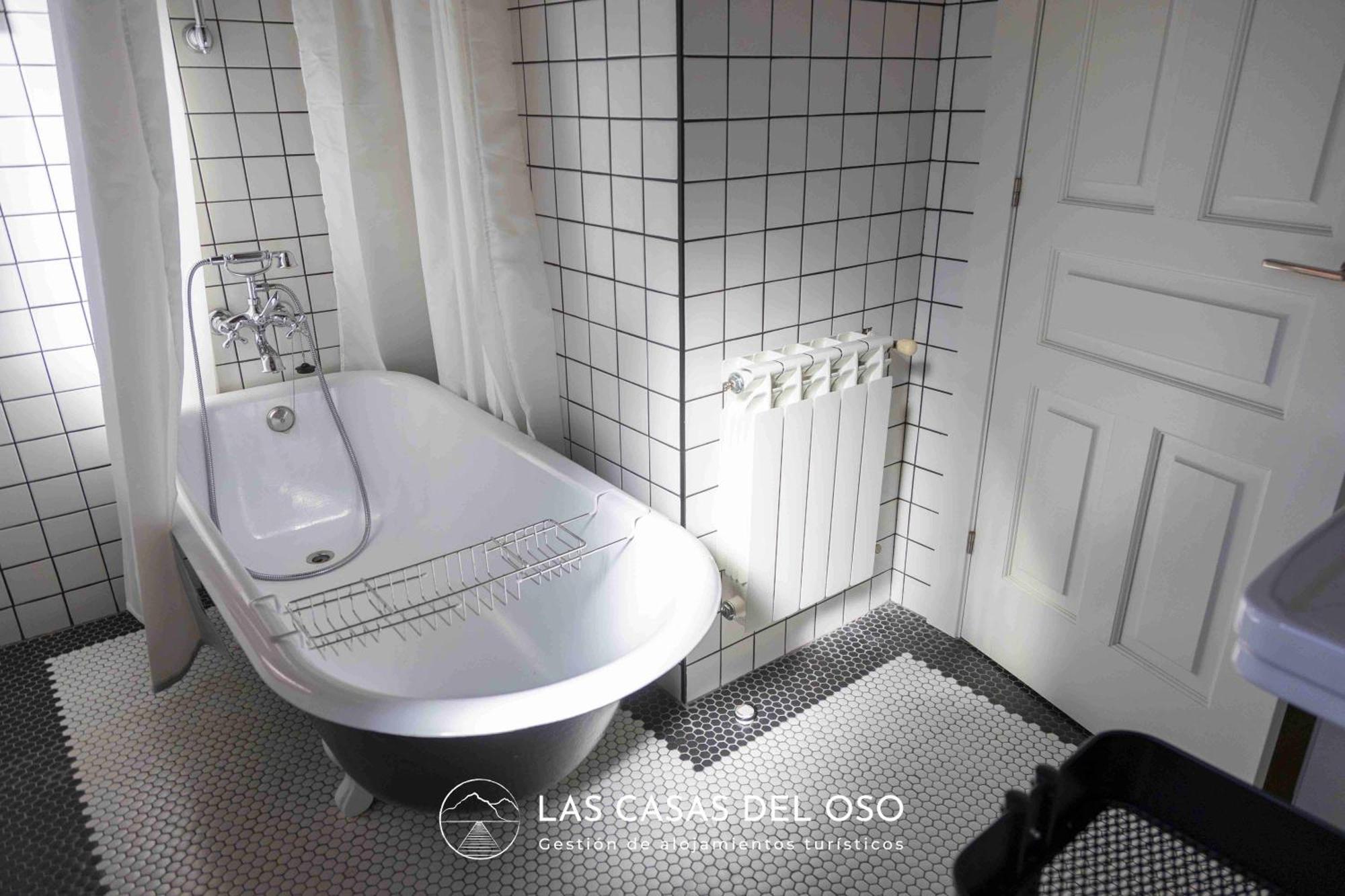El Mirador De San Trocaya - Las Casas Del Oso Villamarcel Экстерьер фото