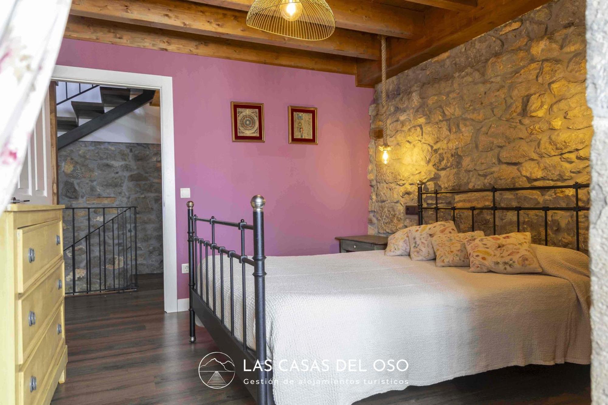 El Mirador De San Trocaya - Las Casas Del Oso Villamarcel Экстерьер фото