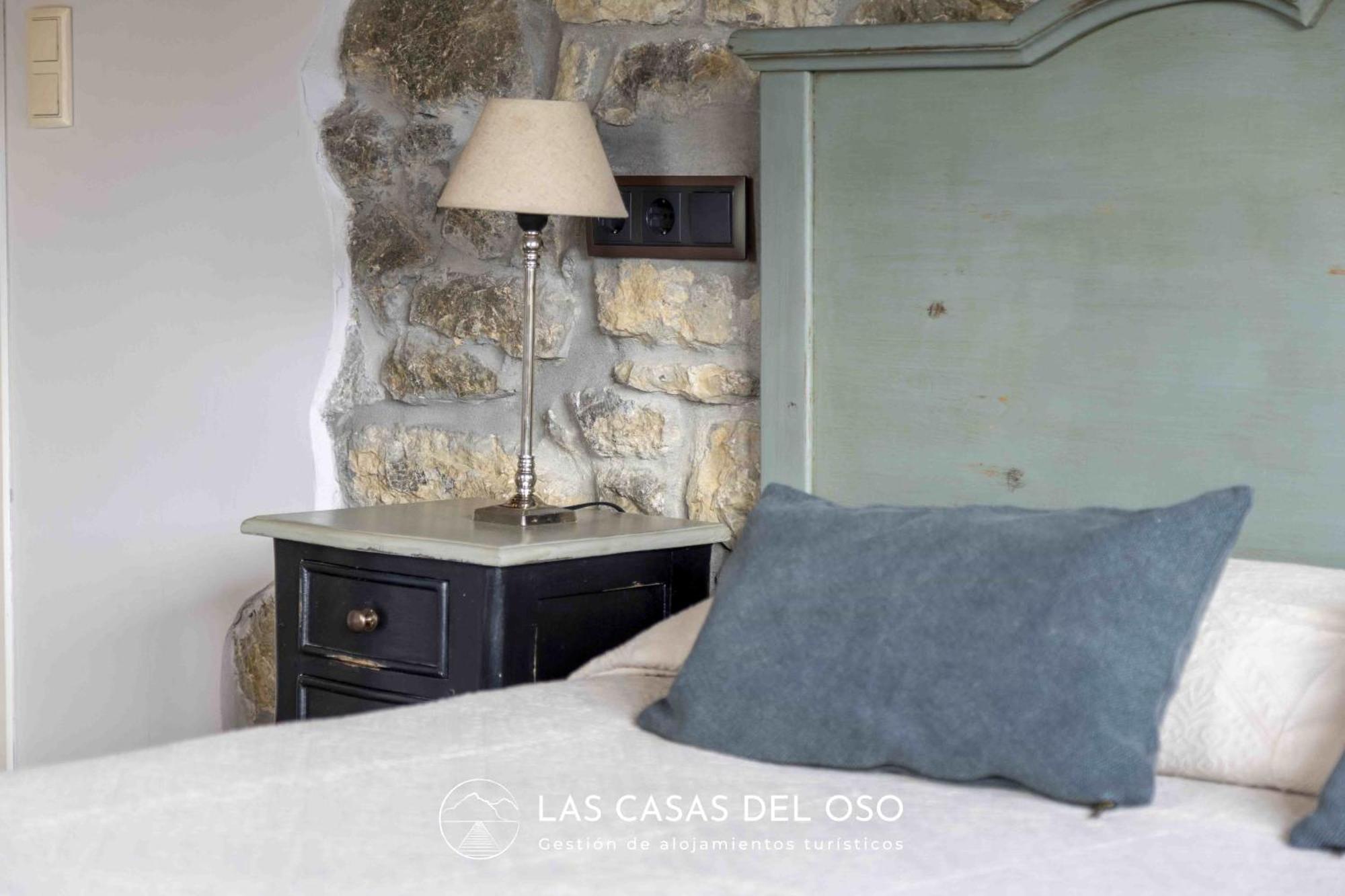El Mirador De San Trocaya - Las Casas Del Oso Villamarcel Экстерьер фото